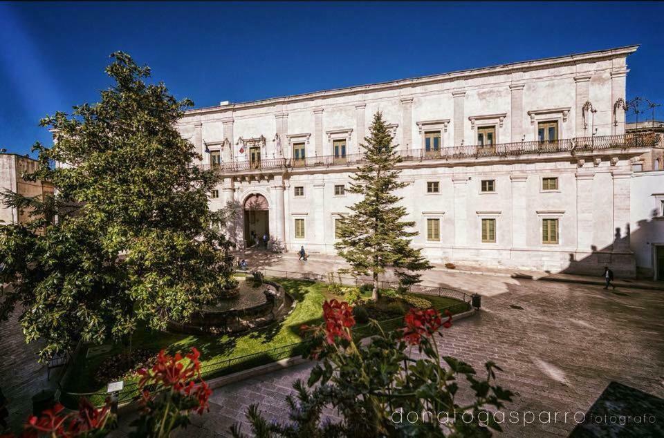 Bed and Breakfast Casa Adele - Dimora Del 1700 Nel Centro Storico Martina Franca Exterior foto