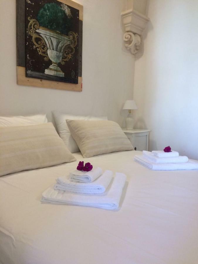 Bed and Breakfast Casa Adele - Dimora Del 1700 Nel Centro Storico Martina Franca Exterior foto